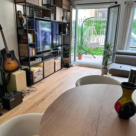 Cosy Summer In Boho Style - 8 Mins From Paris Center - Garden And Underground Parking Apartment